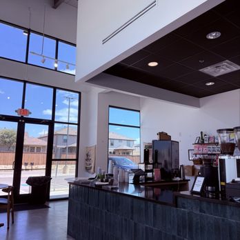 Polyphonic Coffee - Inside with high ceilings - Coffee & Tea Near Me - Austin, Texas Polyphonic Coffee - Inside with high ceilings - Coffee & Tea Near Me - Austin, Texas