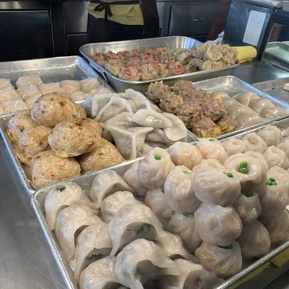Tao Yuen Pastry - Front row: cilantro dumpling, pumpkin dumpling, leek dumpling. - Bakeries Near Me - Oakland, California Tao Yuen Pastry - Front row: cilantro dumpling, pumpkin dumpling, leek dumpling. - Bakeries Near Me - Oakland, California