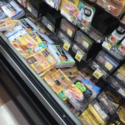 Shoppers Food & Pharmacy