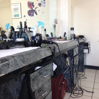 Lisa's Perfect Cuts - Inside - Hair Salons Near Me - Sunnyvale, California Lisa's Perfect Cuts - Inside - Hair Salons Near Me - Sunnyvale, California