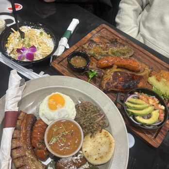 Q Chimba Comixxpress - Mixed grill, Father's Day special, mazorcada - Colombian Near Me - Chicago, Illinois