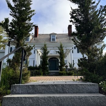 Windsor Mansion Inn - Hotels Near Me - Windsor, Vermont Windsor Mansion Inn - Hotels Near Me - Windsor, Vermont