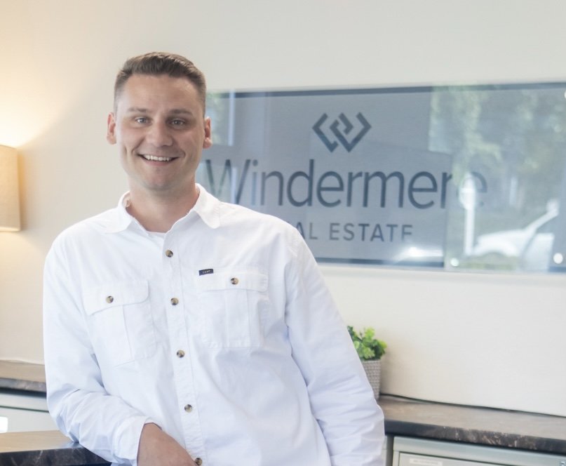 CLAY HUGHES, REALTOR WINDERMERE 32785 State Rte 20, Oak Harbor