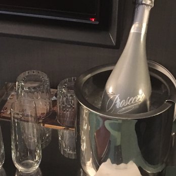 Kimpton Gray Hotel - Welcome gift of prosecco. - Venues & Event Spaces Near Me - Chicago, Illinois Kimpton Gray Hotel - Welcome gift of prosecco. - Venues & Event Spaces Near Me - Chicago, Illinois