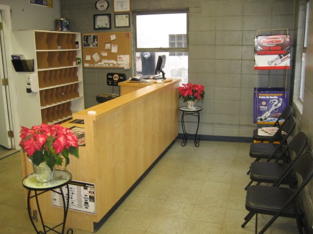 PALATINE COMPLETE AUTOMOTIVE - Updated June 2025 - 16 Reviews - 623