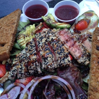 Swami's Cafe - seared AHI salad - Juice Bars & Smoothies Near Me - Carlsbad, California Swami's Cafe - seared AHI salad - Juice Bars & Smoothies Near Me - Carlsbad, California