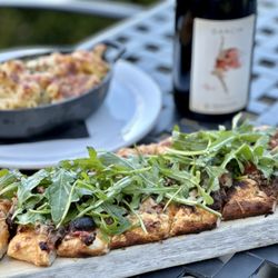 DANCIN Vineyards - Flatbread with seasonally inspired ingredients