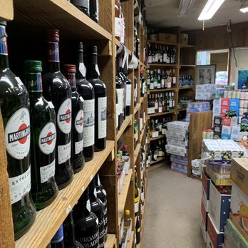 Newton's Package Shop Sandfly Fine Wines - Wine shelves - Beer, Wine & Spirits Near Me - Savannah, Georgia Newton's Package Shop Sandfly Fine Wines - Wine shelves - Beer, Wine & Spirits Near Me - Savannah, Georgia
