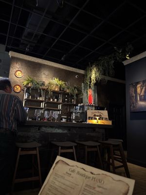 Cafe-Boutique PIANO by null