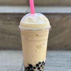 Chau's Fresh Fruit - Pineapple smoothie with boba