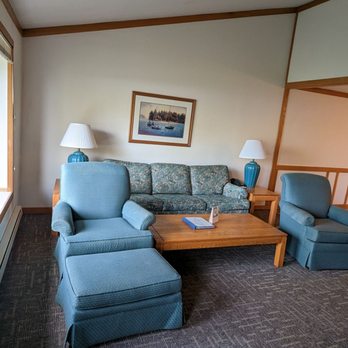 Blue Heron - Living/family room - Vacation Rentals Near Me - Union, Washington