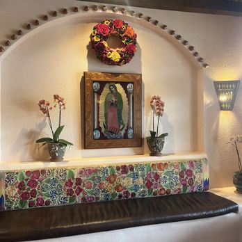 Matt's El Rancho - Inside - Mexican Near Me - Austin, Texas Matt's El Rancho - Inside - Mexican Near Me - Austin, Texas
