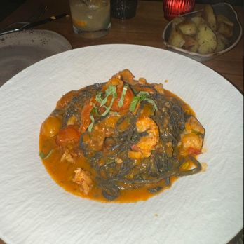 Taverna Veranda - Mediterranean Near Me - Edgewater, New Jersey