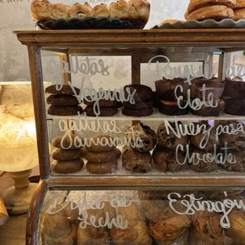 Panadería Rosetta - Pastries - Bakeries Near Me - Ciudad de Mexico, DIF