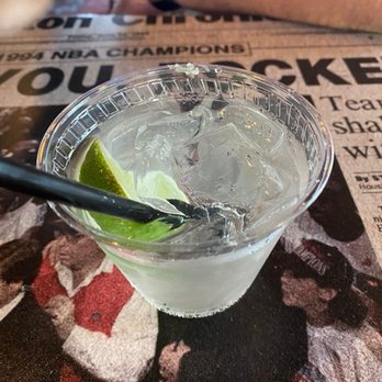 Christian's Tailgate - Vodka Soda at Christian's Tailgate Bar& Grill - Sports Bars Near Me - Houston, Texas