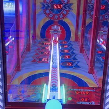 1UP Entertainment + Social - Bowling Near Me - Carrollwood, Florida