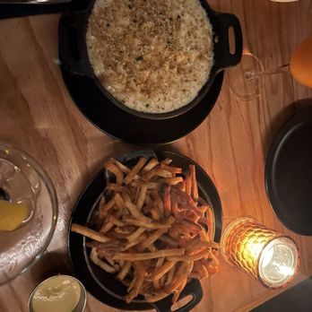 Vinyl Steakhouse - Steakhouses Near Me - New York, New York Vinyl Steakhouse - Steakhouses Near Me - New York, New York