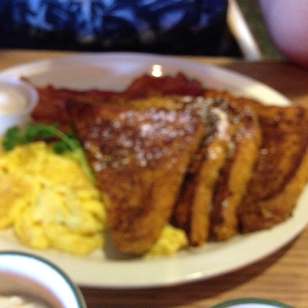 Penfold's Cafe & Bakery - Capt'n Crunch French Toast - Breakfast & Brunch Near Me - Temecula, California