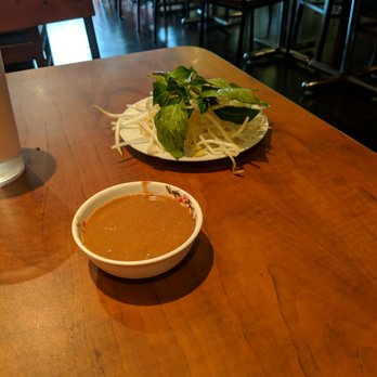 Kim Express - First time here. Fingers crossed it's as good at the place by my residence. Dining room open! - Vietnamese Near Me - Vancouver, British Columbia