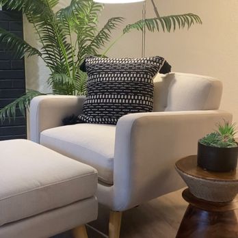 Ellis Design - Home Staging Near Me