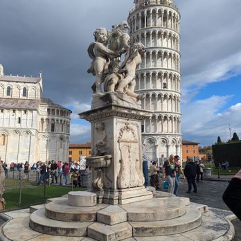Torre di Pisa - Landmarks & Historical Buildings Near Me - Pisa, PI