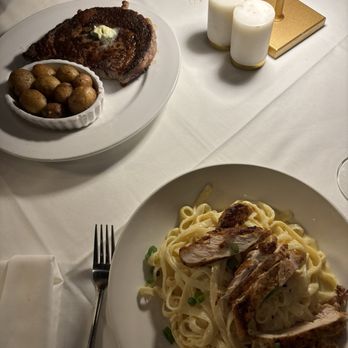 Ruffino's - Chicken Alfredo 16 Oz Rib-Eye - Italian Near Me - Baton Rouge, Louisiana Ruffino's - Chicken Alfredo 16 Oz Rib-Eye - Italian Near Me - Baton Rouge, Louisiana
