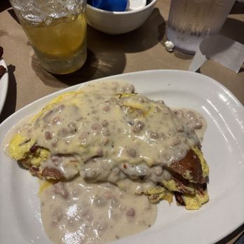 Bailey's Breakfast & Lunch - The Nebraska Omelet - Regular - Breakfast & Brunch Near Me - Omaha, Nebraska