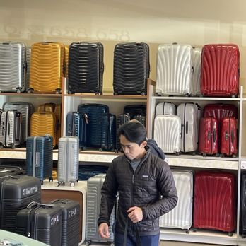 Samsonite Outlet - Accessories Near Me - Commerce, California