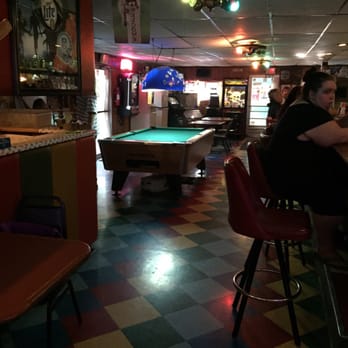 Alpine Inn - Chicken Wings Near Me - Omaha, Nebraska
