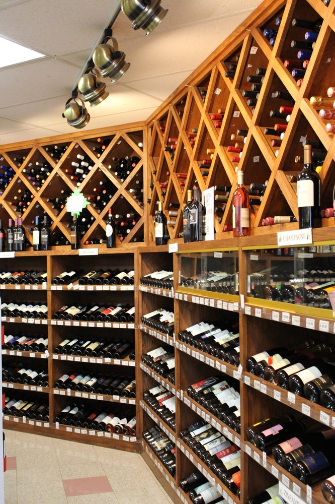 BELMONT BEVERAGE Updated October 2024 13 Photos 254 N Dixie Way