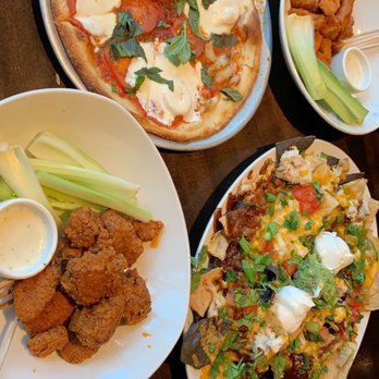 Yard House - New American Near Me - Rancho Mirage, California