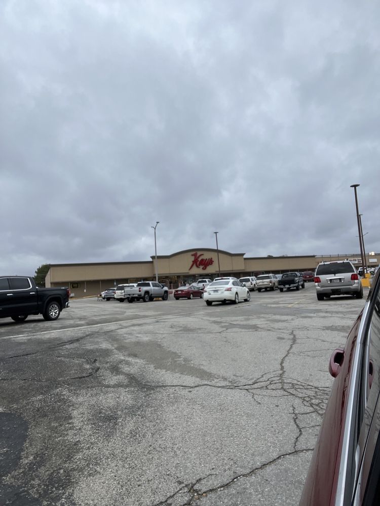 HAYS FOOD TOWN INC Updated August 2024 1701 Paragould Plz