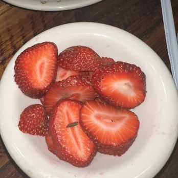 Lo-Lo's Chicken & Waffles - Strawberries - Southern Near Me - Grapevine, Texas