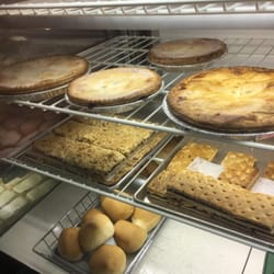 Harvey's Bakery & Coffee Shop - Pies