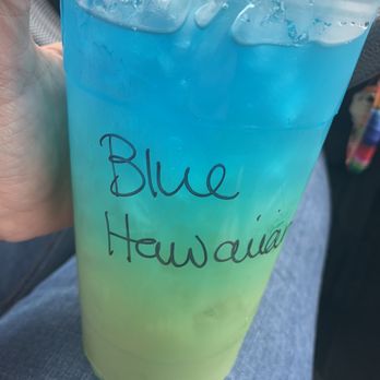 Chatta Nutrition - Blue Hawaiian is a tart and citrus flavored loaded tea - Juice Bars & Smoothies Near Me - Hixson, Tennessee