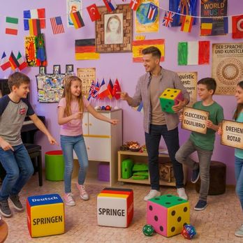 Kindersprachclub - Language courses for kids: English, French, German, Italian and Turkish classes, summer camps, holiday programs and intensive language cours - Language Schools Near Me - Berlin, BE