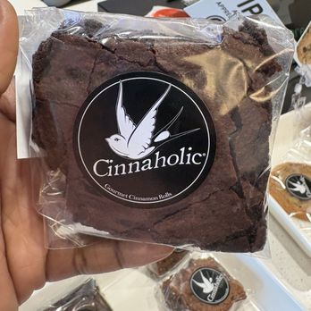 Cinnaholic - Brownie ($3) - sadly, not good at all (67 g of sugar in a 155g product with artificial flavors) - Bakeries Near Me - South Euclid, Ohio