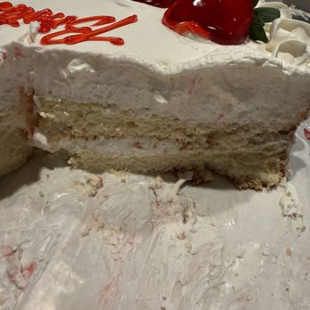 Sweet Bakery Mexico Lindo - More whipped cream than cake - Bakeries Near Me - Chula Vista, California