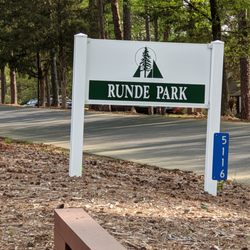 Runde Park - Runde Park, Tega Cay