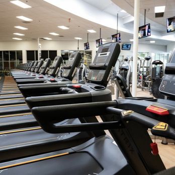 LA Fitness - highest quality & most efficient cardio equipment - Gyms Near Me - Poway, California
