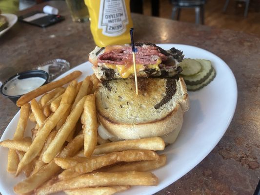 Paradise Falls by null