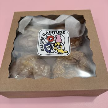 Beigne Habitude - Donuts Near Me - Montreal, Quebec Beigne Habitude - Donuts Near Me - Montreal, Quebec