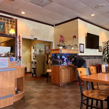 Saigon Noodle House - the dining area - Vietnamese Near Me - Goleta, California