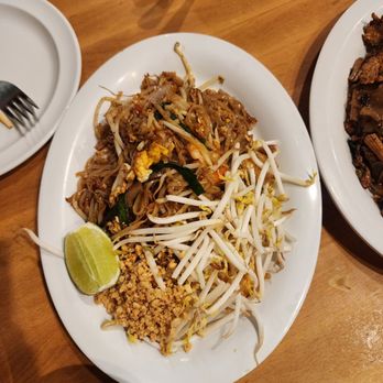 Too Thai Street Eats - Thai Near Me - Carrollton, Texas