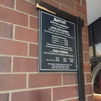 Boston Marriott Cambridge - Hotels Near Me - Cambridge, Massachusetts