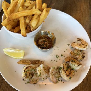 Chula Seafood Grayhawk - Shrimp with chipotle butter sauce and fries. - Seafood Near Me - Scottsdale, Arizona