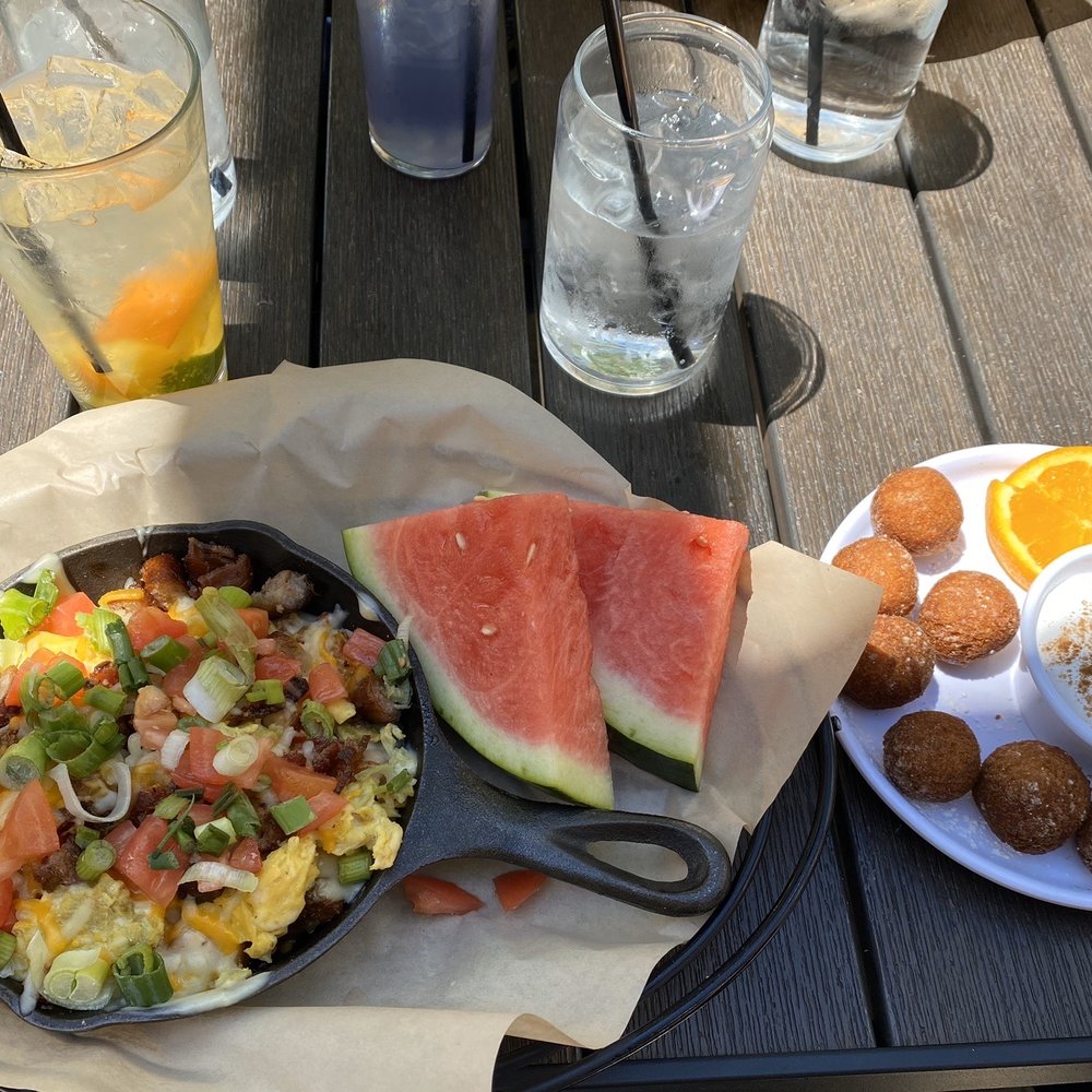 The Brass Tap - White Sangria, Breakfast Skillet, and Donut Holds - Gastropubs Near Me - Rockwall, Texas