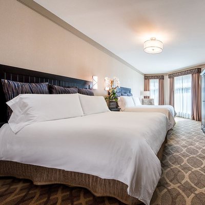 West Inn & Suites by null