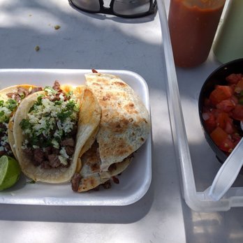 Taqueria Rosita - Tacos and Caramelo Chico - Food Trucks Near Me - Tucson, Arizona Taqueria Rosita - Tacos and Caramelo Chico - Food Trucks Near Me - Tucson, Arizona