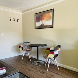 Classic Motor Lodge - Studio suite with Jetted Tub